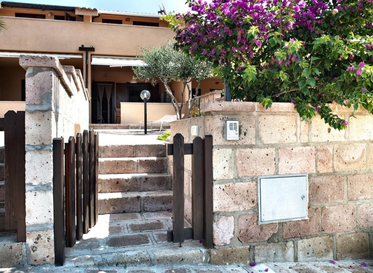 Porto Alabe Sardegna.... A Due Passi Dal Mare Lejlighed Tresnuraghes Eksteriør billede